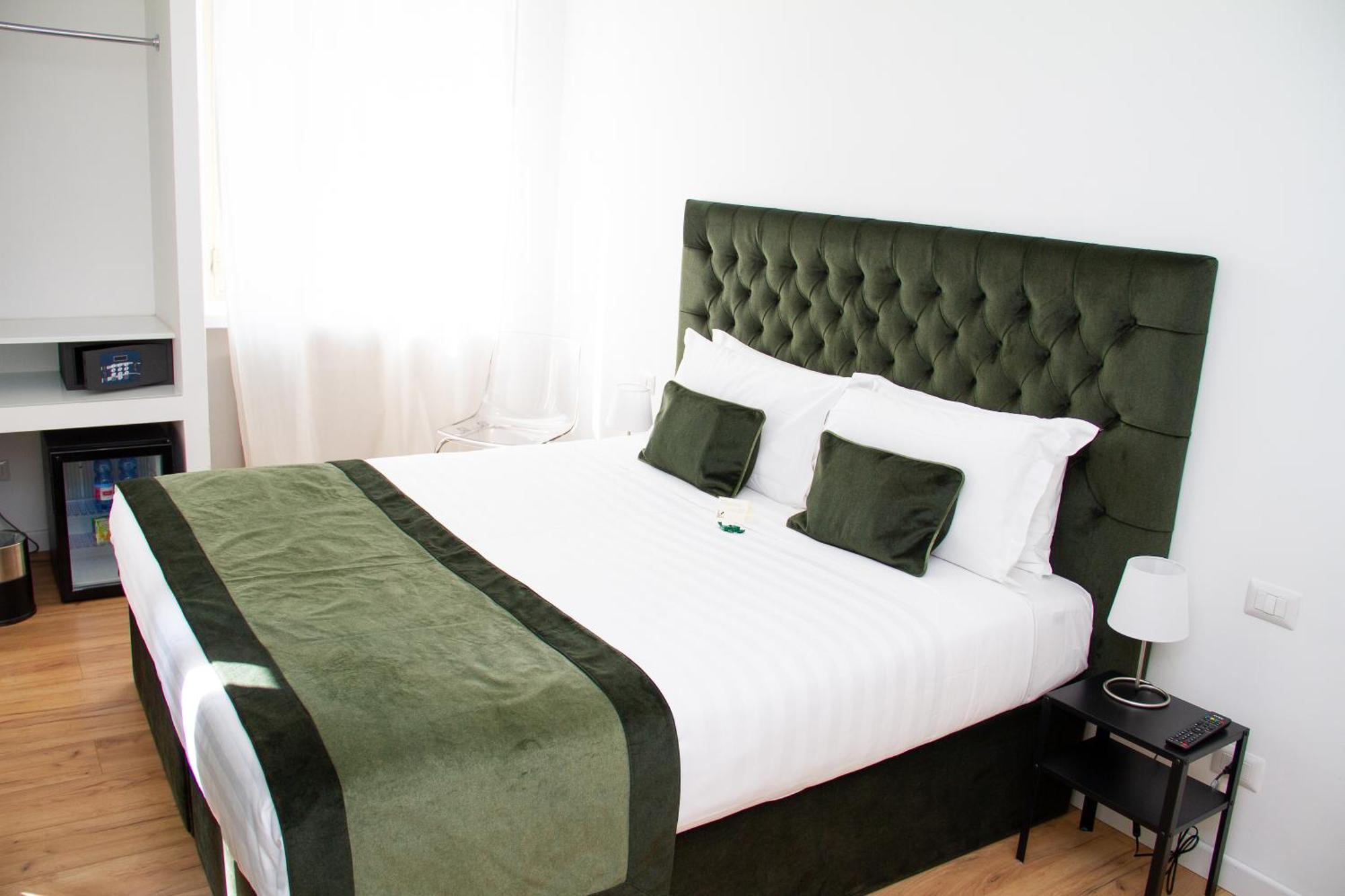 Affittacamere At St. Peter Rooms&apartment Roma