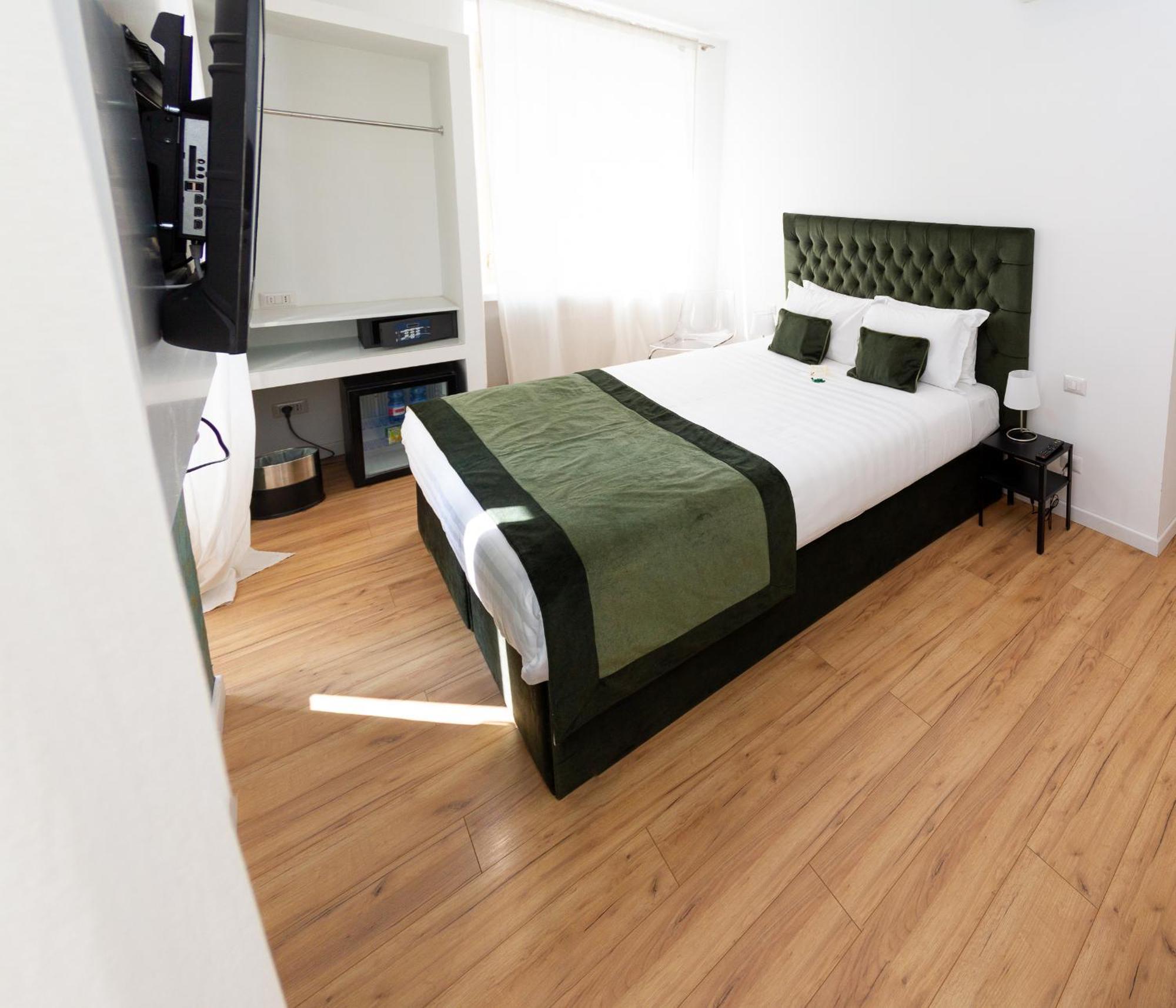 Guest house At St. Peter Rooms&apartment